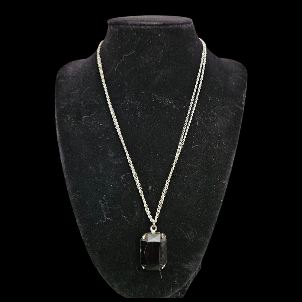 Black Faceted Glass Pendant Necklace Silver Tone Chain Lobster Clasp